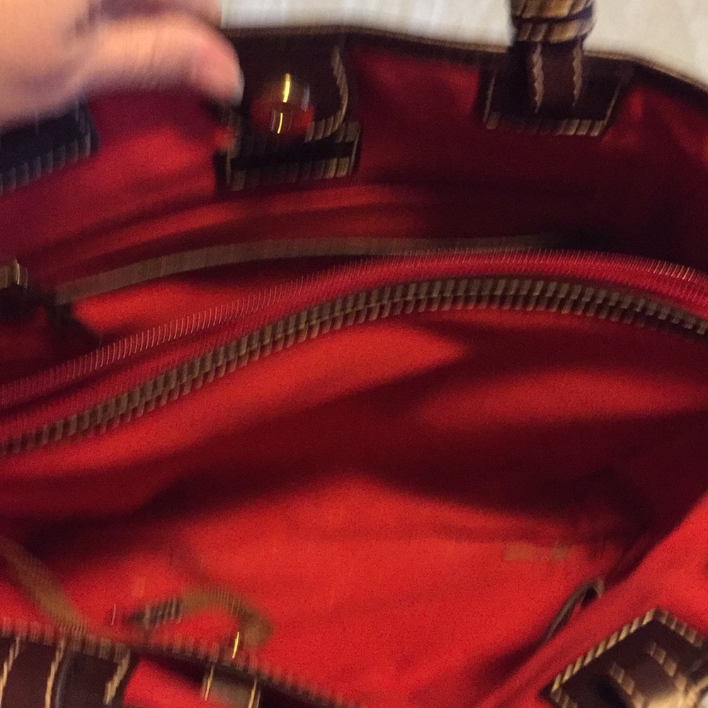 Purse - Picture 2 of 3